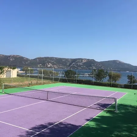 Cosy, Porto-vecchio 150m 펜션 *